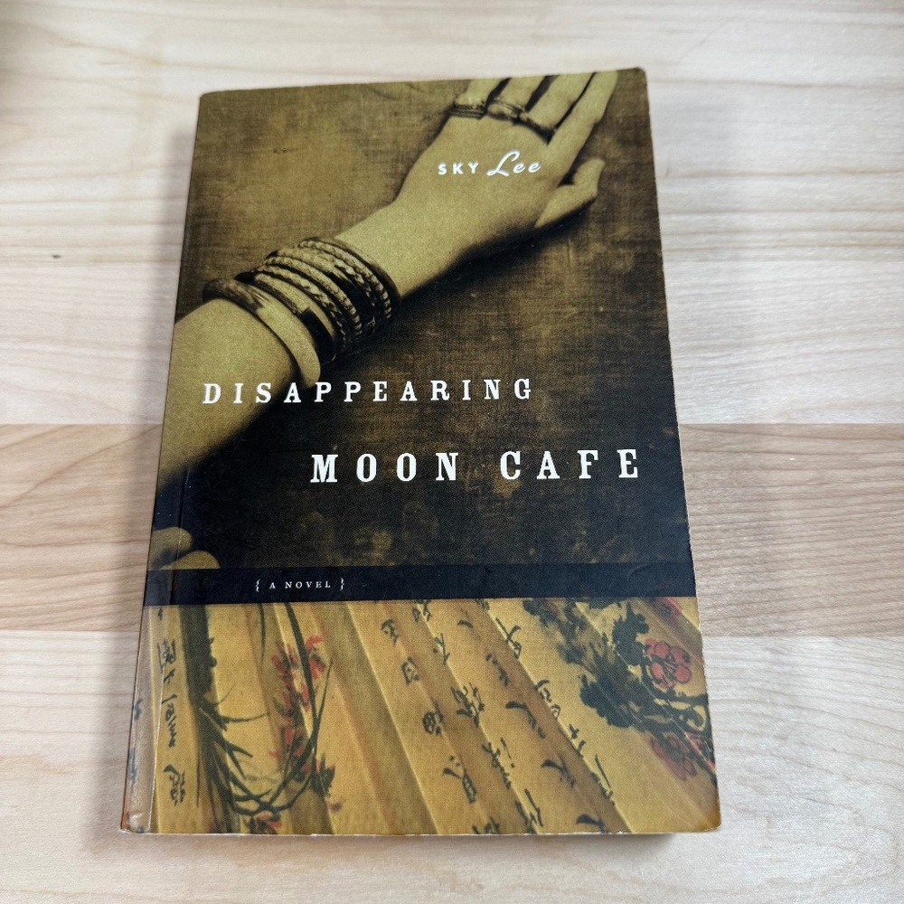 DISAPPEARING MOON CAFE By Sky Lee Buy 1 for $12, 2 for $20, 3 for $24